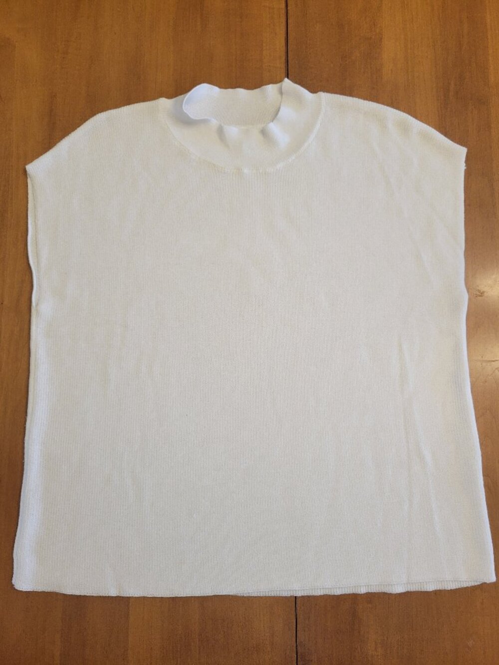 ee:some Sweater Vest Womens S M NWOT White Mock Neck Knit Sleeveless Shell Top